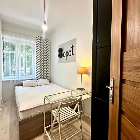 Nw Na Parterze Centrum & Parking Privatunterkunft Zoppot